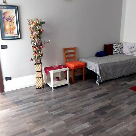 Apartamento Flutura Goxha Carate Brianza